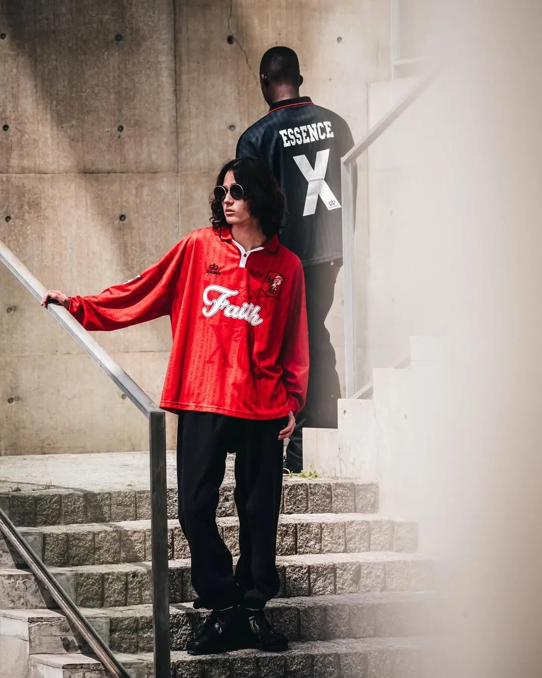 SAINT M×××××× SOCCER SHIRT 'FAITH'/BLK FAITH Football Long Sleeve Black S-XL This design has a lot of craftsmanship Digital fabric printing/front positioning printing laser cutting Offset printing + flocking printing + embossing Imported Behringer machine embroidery Flat machine collar + cuffs Genuine consistent main mark/wash mark/cherub mark
